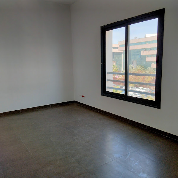 Cite El Khadra Kheireddine Pacha Bureaux & Commerces Bureau Jolie bureau 100 m2 hs  montplaisir