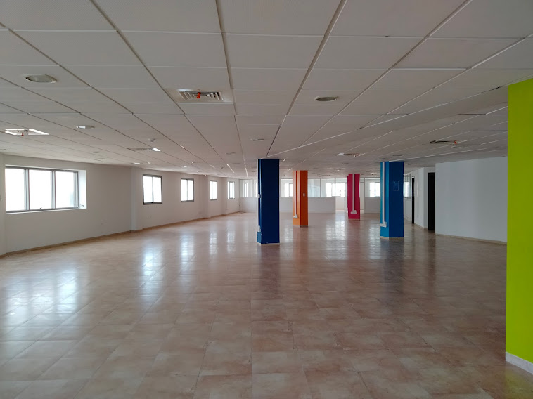 La Soukra Charguia 2 Bureaux & Commerces Bureau Super bureau en open space 1543 m2  charguia 2