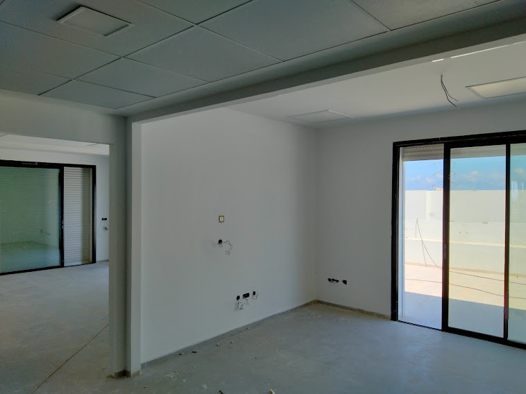 El Kram Le Kram Bureaux & Commerces Bureau Immeuble neuf haut standing 3200 m au lac 3