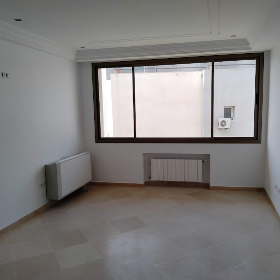 La Marsa Berge Du Lac Bureaux & Commerces Bureau Spacieux bureau 360 m open plus 5 pices au lac 2