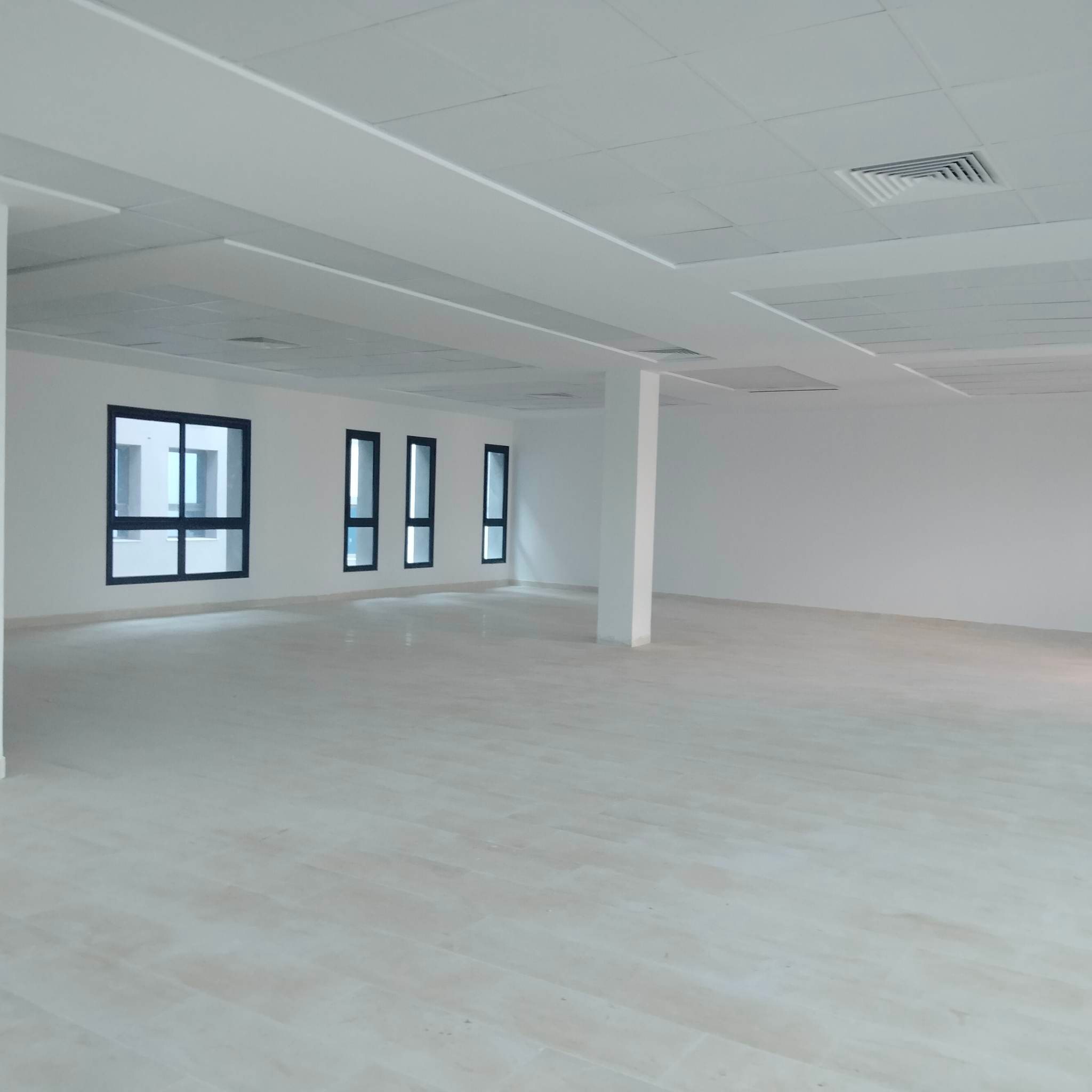 Bab Bhar Montplaisir Bureaux & Commerces Bureau Bureau hs en open space 150 m2  montplaisir