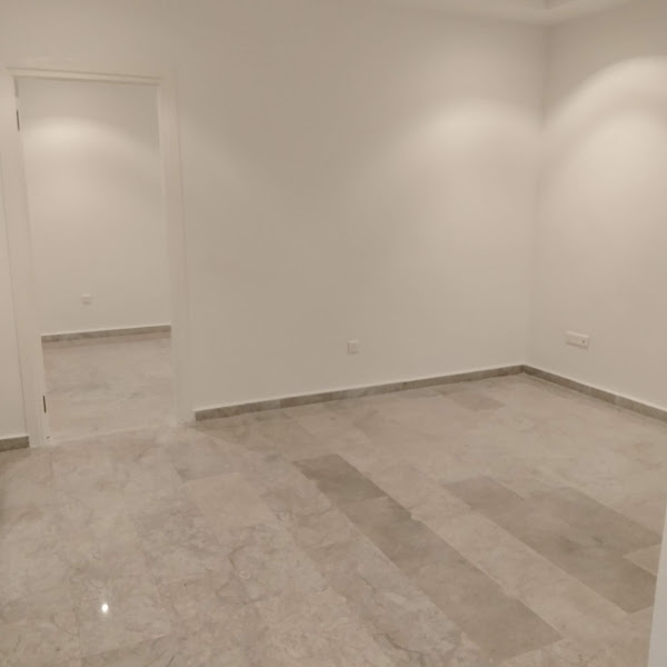 La Marsa El Aouina Bureaux & Commerces Bureau Bureau hs  l'aouina