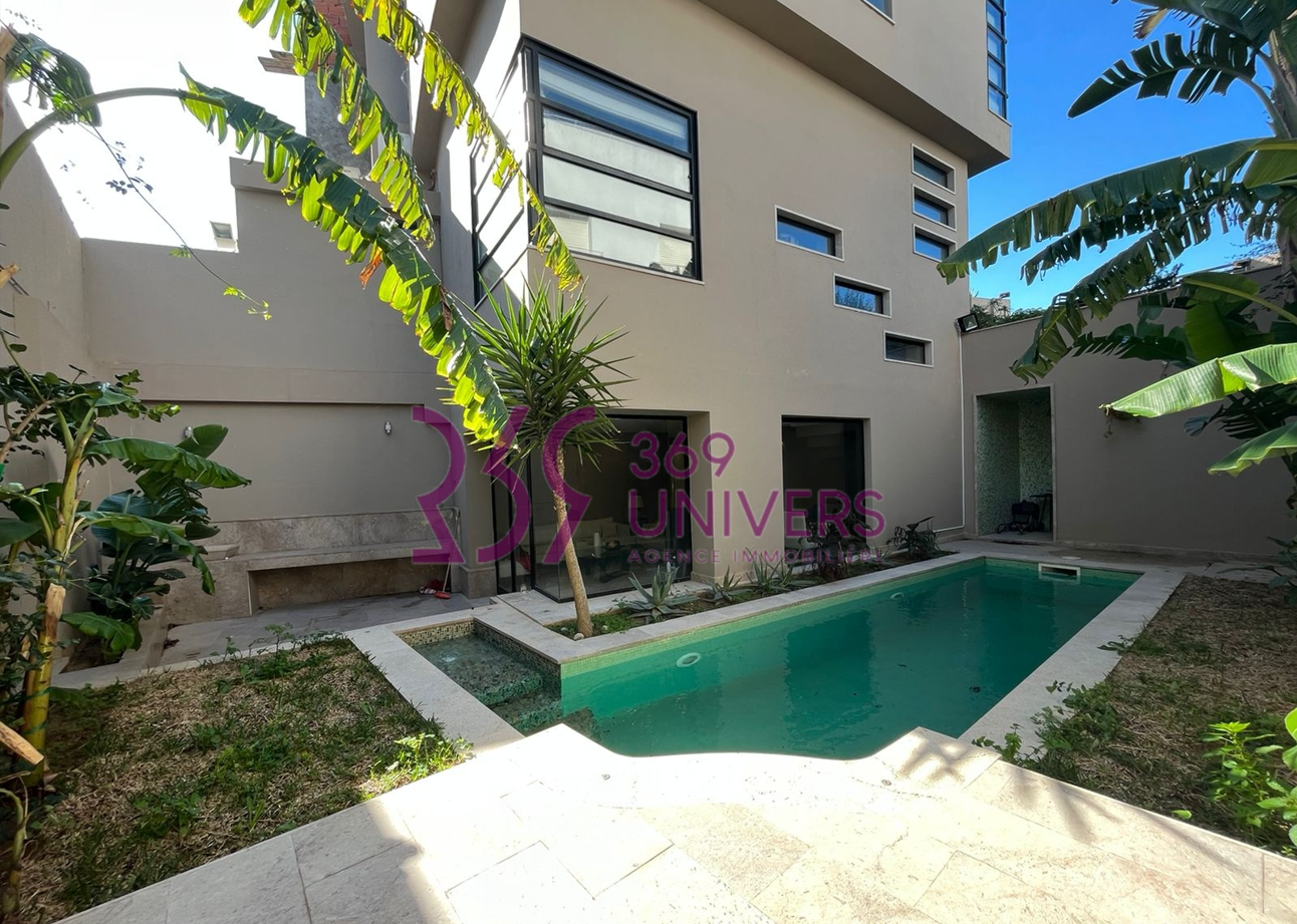 La Marsa&nbsp;Gammart&nbsp;Location&nbsp;Maisons&nbsp;Triplex meuble s3 a gammarth ref rh006