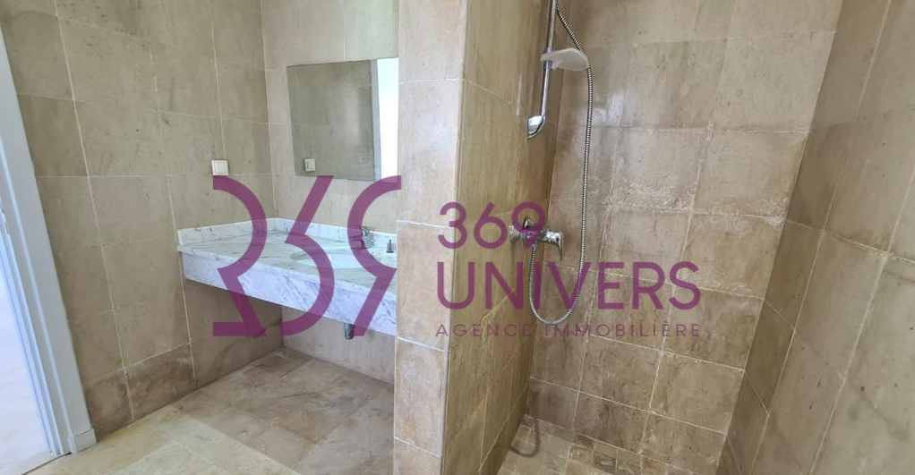 La Marsa Gammart Location Maisons Villa s3 avec piscine a gammarth ref rh011