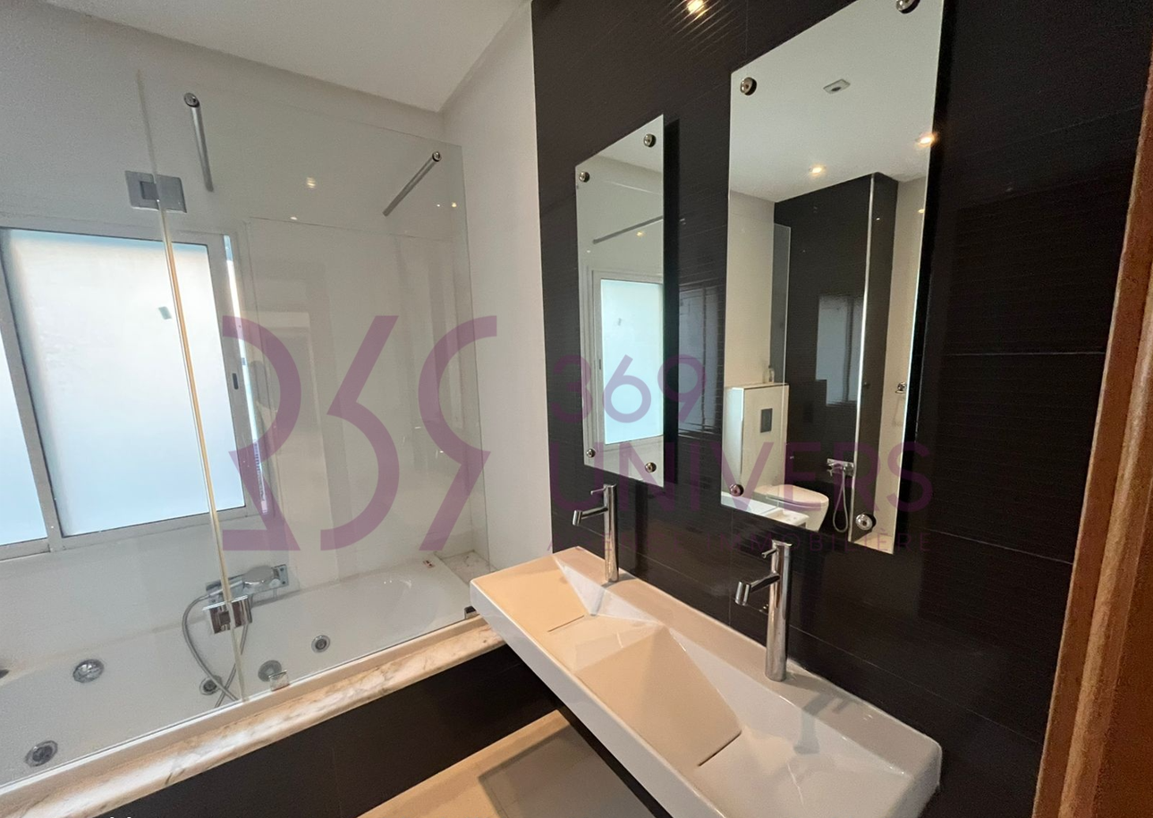 La Marsa Berge Du Lac Location Maisons Villa s4 avec piscine au lac 2 ref rh021