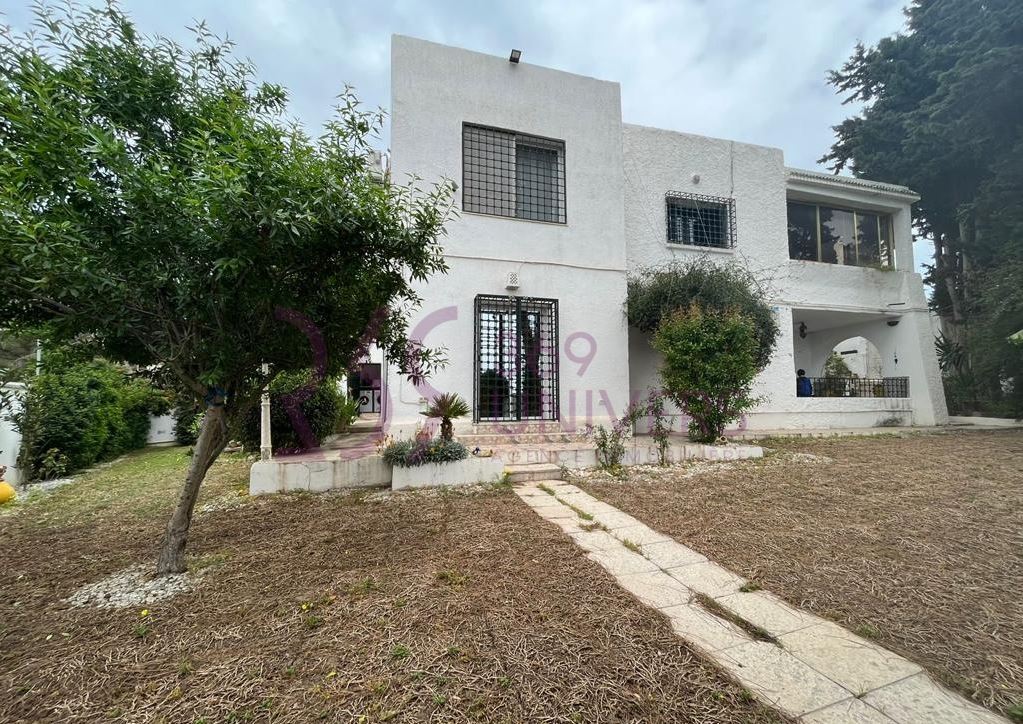 La Marsa Gammart Location Duplex Duplex avec jardin  gammarth ref rd008