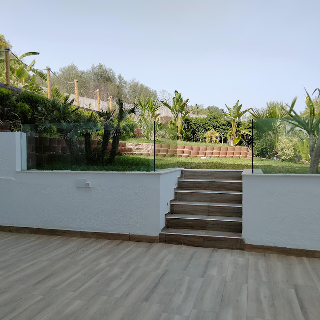 La Marsa Gammart Location Appart. 5 pices+ Trs joli appartement retap  la marsa