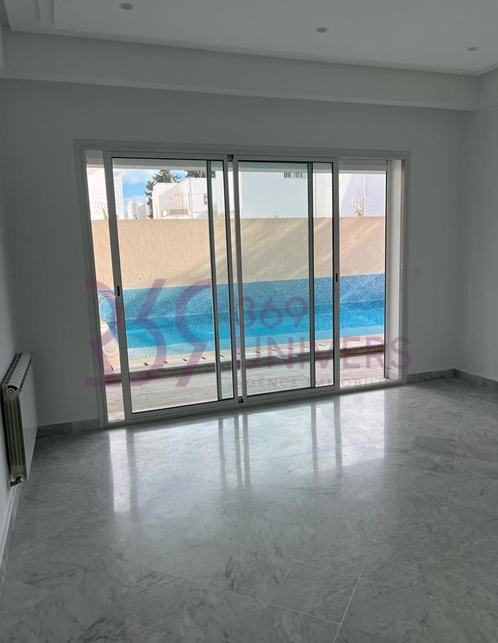 La Marsa Marsa Ennassim Location Appart. 5 pices+ Appartement avec piscine  la marsa ref ra040