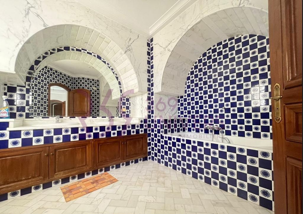 La Marsa Gammart Location Maisons Villa avec piscine a gammarth ref rh056