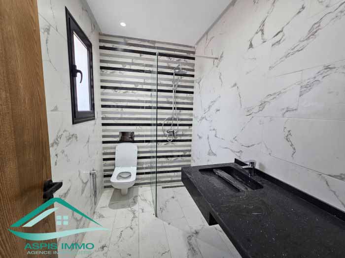 Hammam El Ghezaz Ezzahra Vente Appart. 3 pices Appartements  ezzahra hammem ghzeez