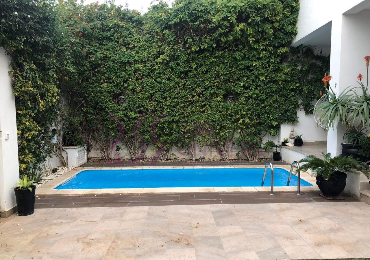 La Marsa Gammart Location Maisons Triplex avec piscine  gammarth ref rd023