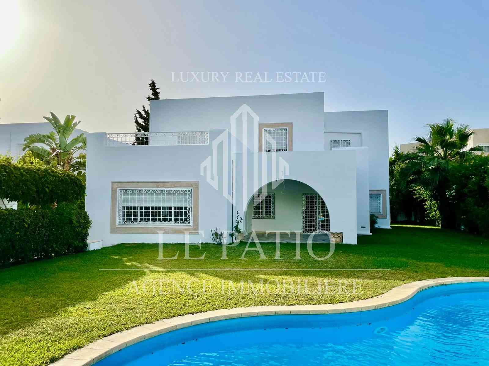 La Marsa Cite Du Stade Location Maisons Villa a la marsa avec un grand jardin piscine