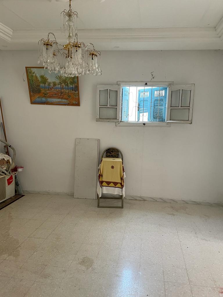 Sidi Hassine Cite Mrad 2 Vente Maisons Urgent maison 2 etages prix negotiable