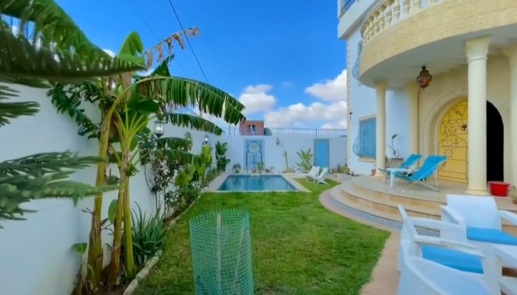 La Soukra La Soukra Vente Duplex Une trs belle villa  soukra valle