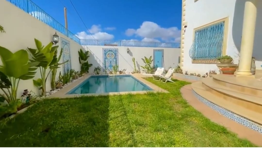 La Soukra La Soukra Vente Duplex Une trs belle villa  soukra valle