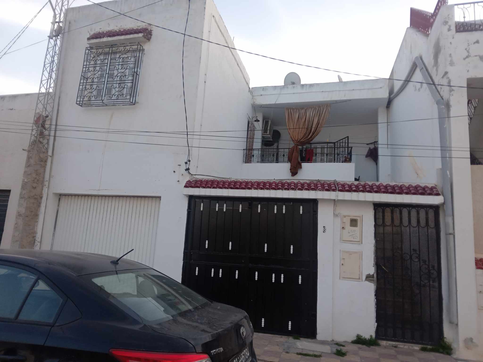 Ezzouhour (Tunis) Ezzouhour 4 Vente Duplex Maison de 2 tages spars plus un garage
