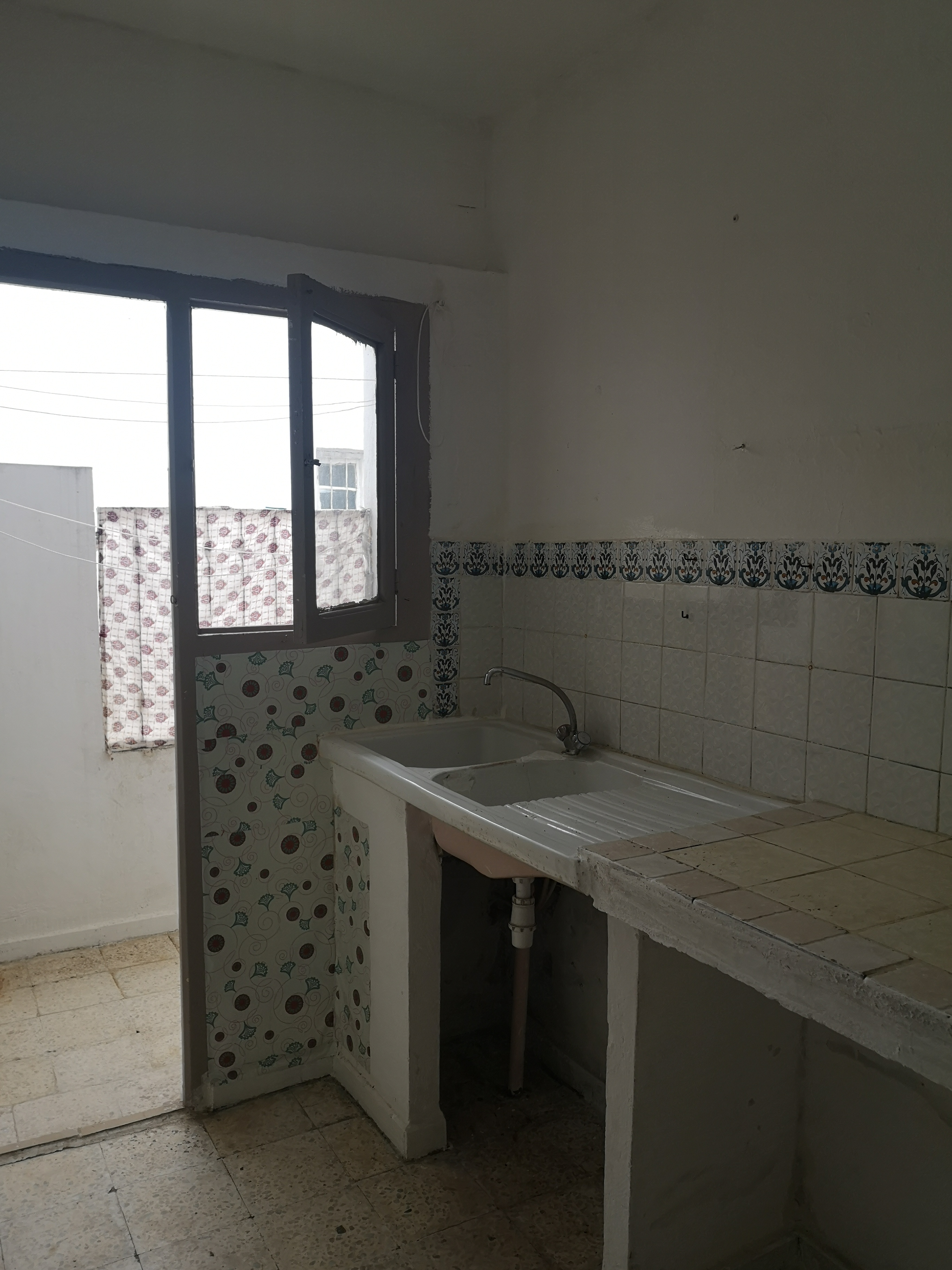 El Ouerdia El Ouerdia Location Appart. 2 pices Appartement  ouardia 4 tunis