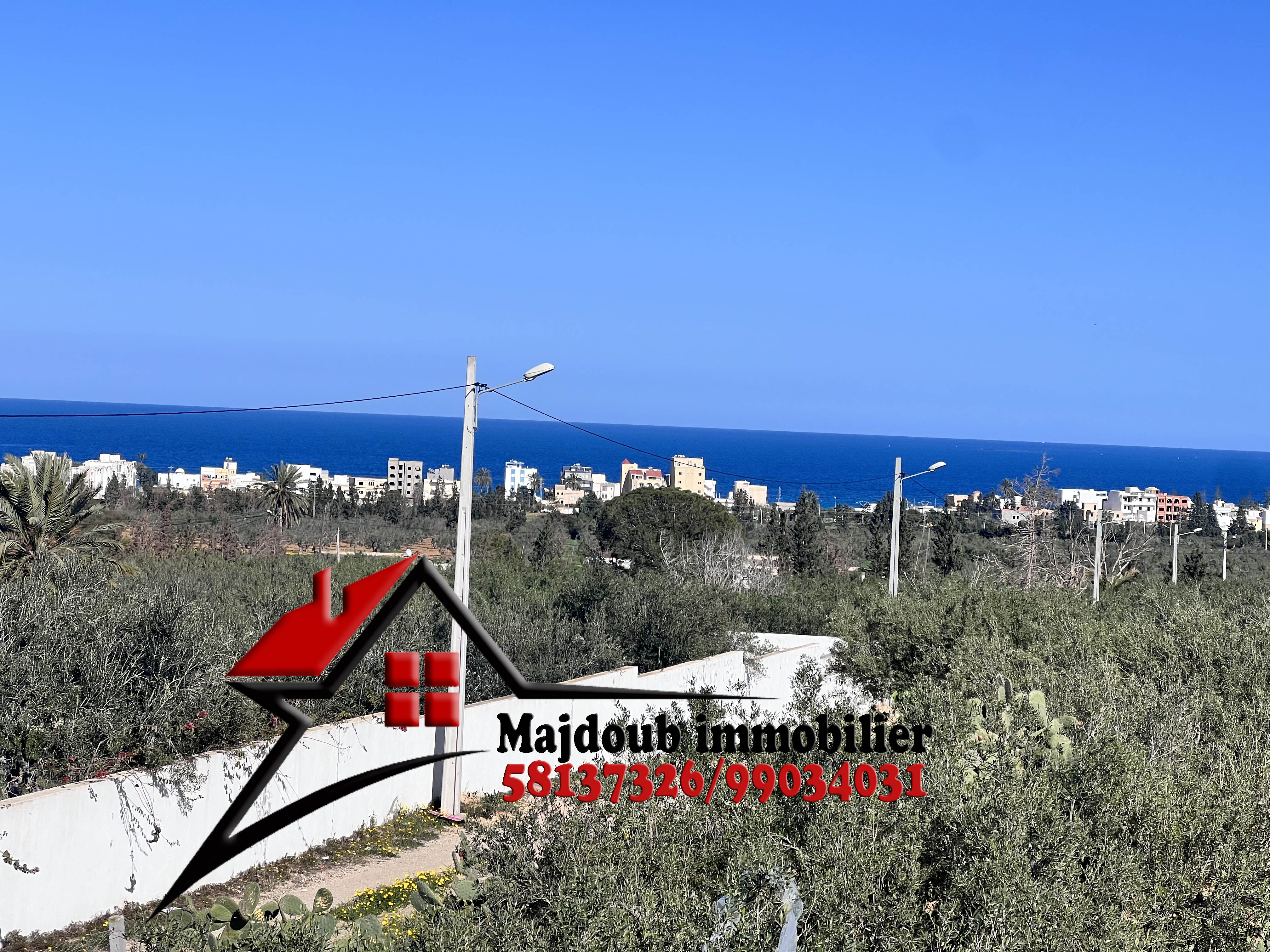 Akouda Chatt Meriem Vente Duplex Villa inacheve