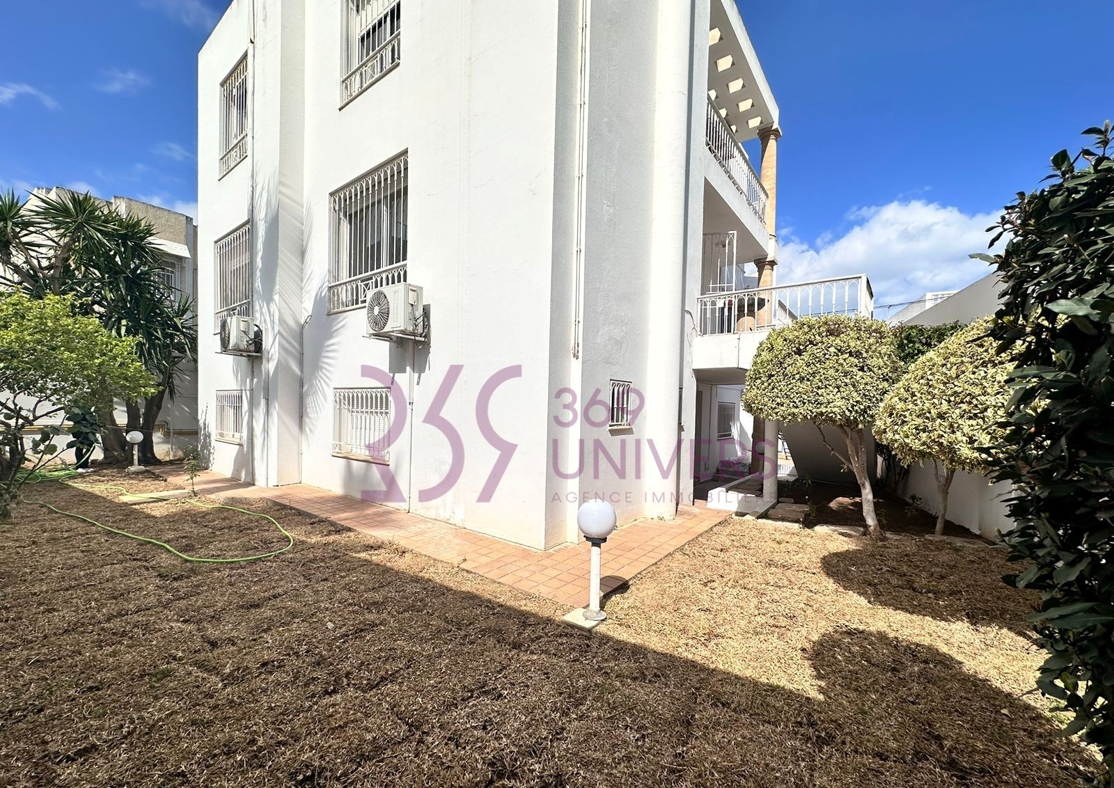 La Marsa Marsa Ennassim Location Maisons Villa avec jardin  la marsa ref rh098