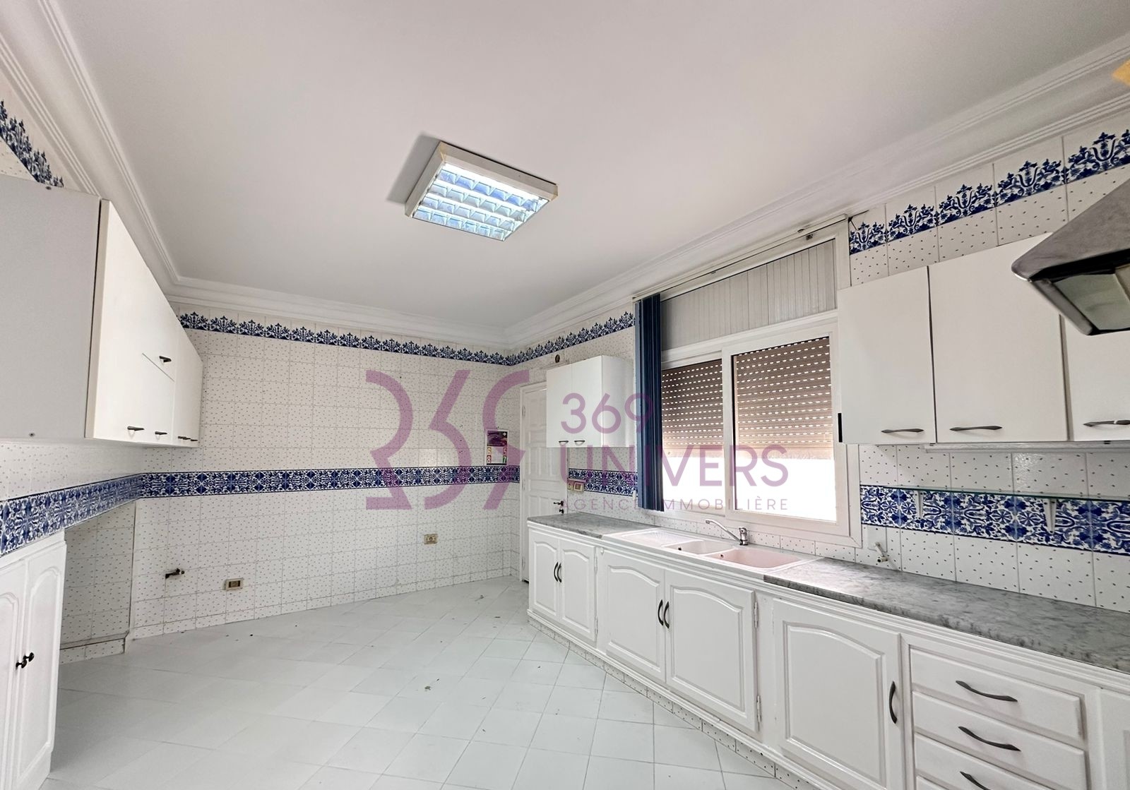 La Marsa Gammart Location Maisons Villa avec piscine  gammarth ref rh099