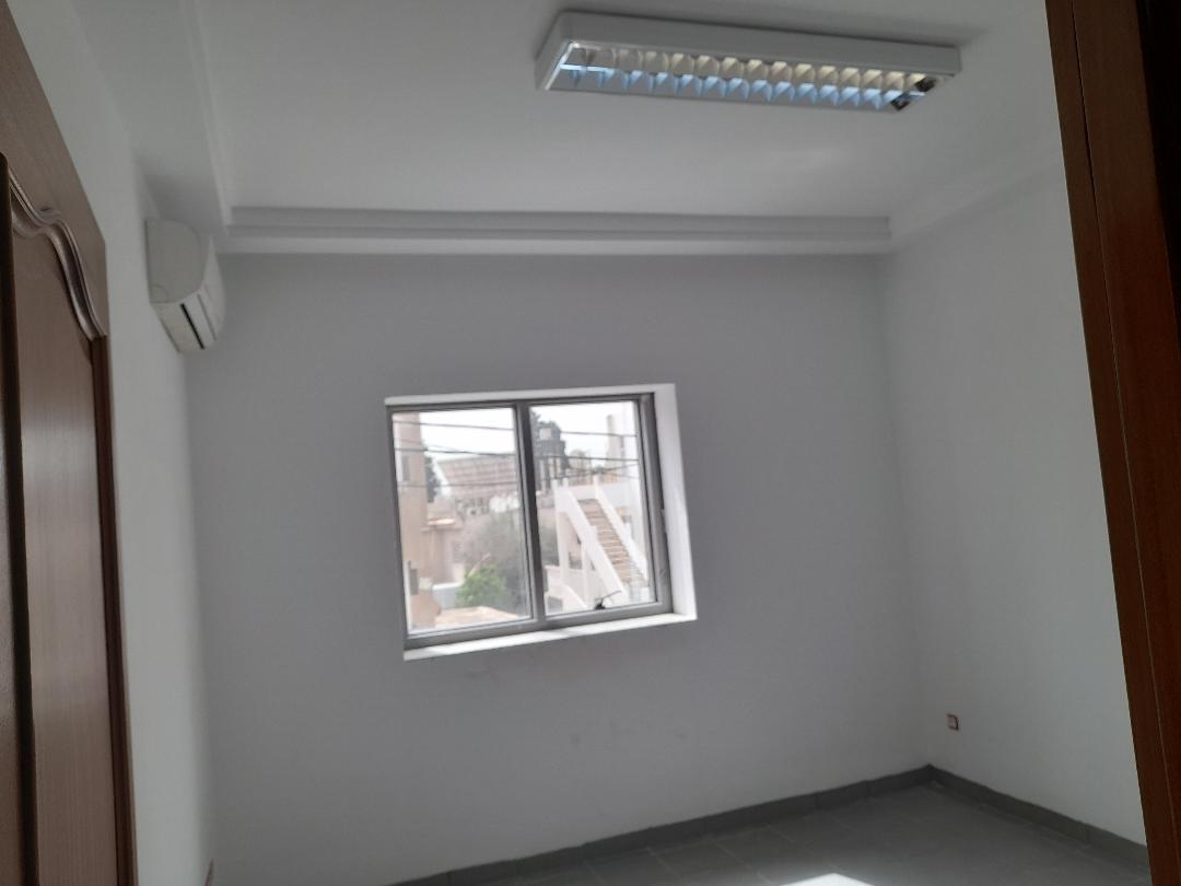 Ariana Ville Ariana Location Appart. 2 pices Al bureau cv ariana
