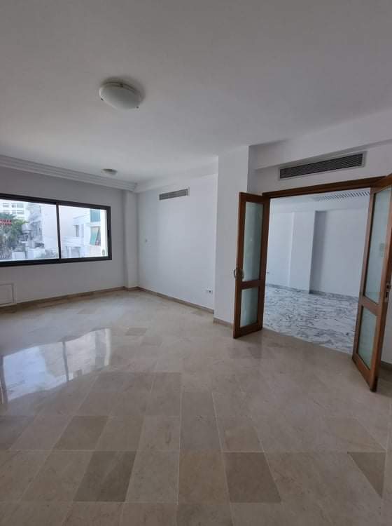 Cite El Khadra Kheireddine Pacha Bureaux & Commerces Bureau Bureau med v tunis
