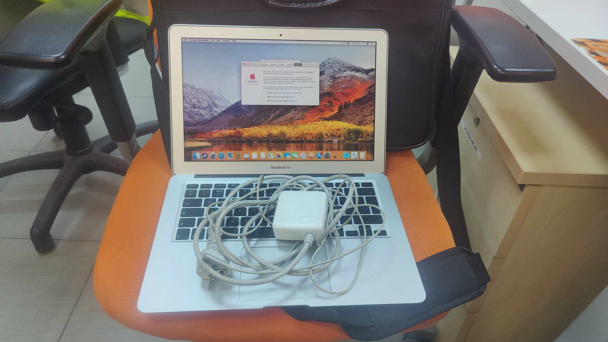 Sidi El Bechir Monfleury Apple / MacBook MacBook Air 13 pouces Macbook air 13 pouces
