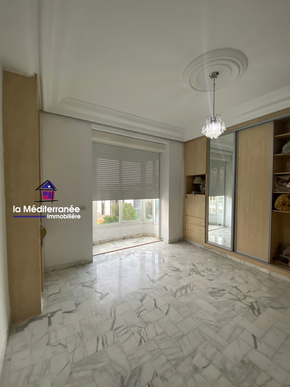 La Marsa Berge Du Lac Location Duplex Villa se situe dans un quartier calme
