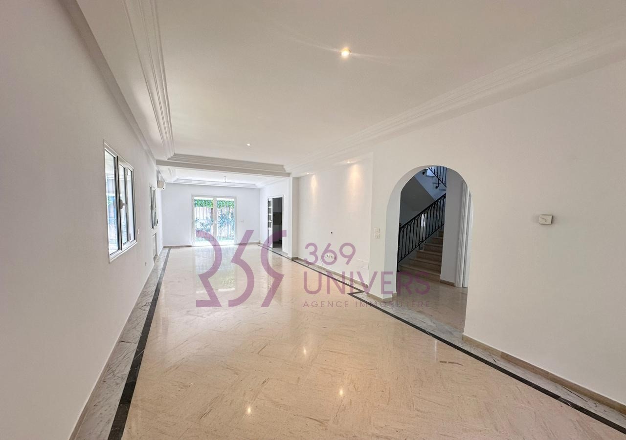 La Marsa Sidi Daoud Location Maisons Villa avec jardin  sidi daoued ref rh111