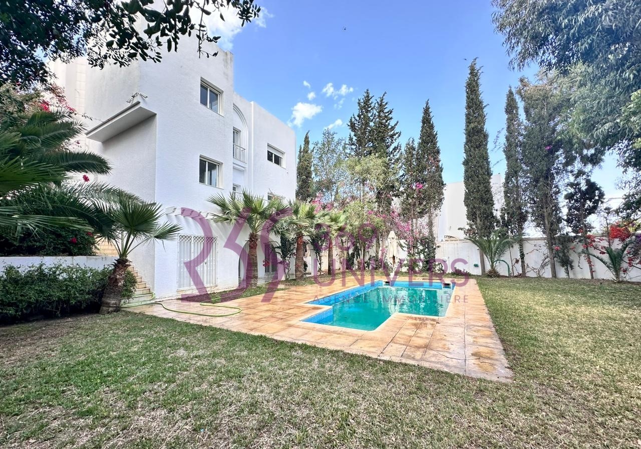 La Marsa Gammart Location Maisons Villa avec piscine  gammarth ref rh113