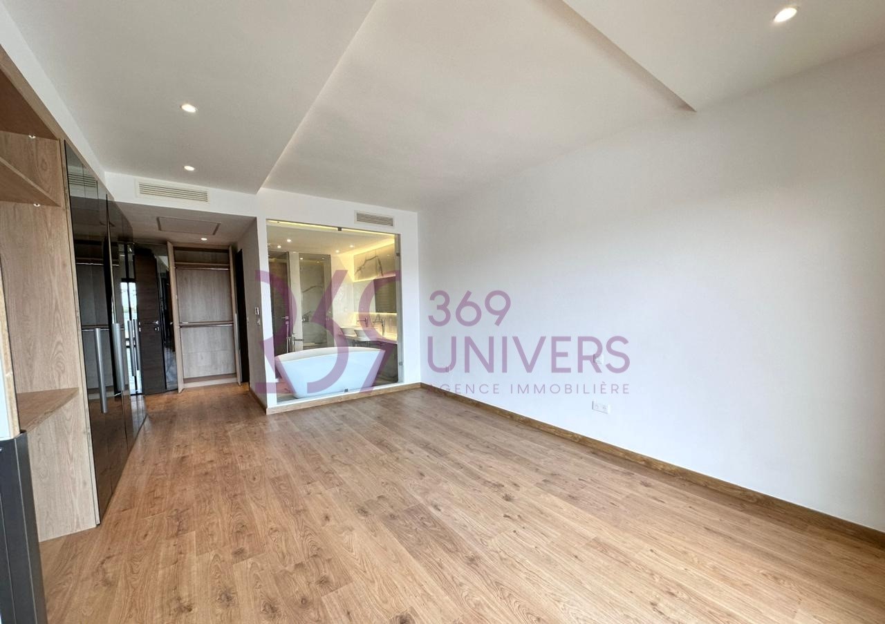La Marsa Gammart Location Appart. 3 pices Penthouse avec vue sur mer  gammarth ref ra045
