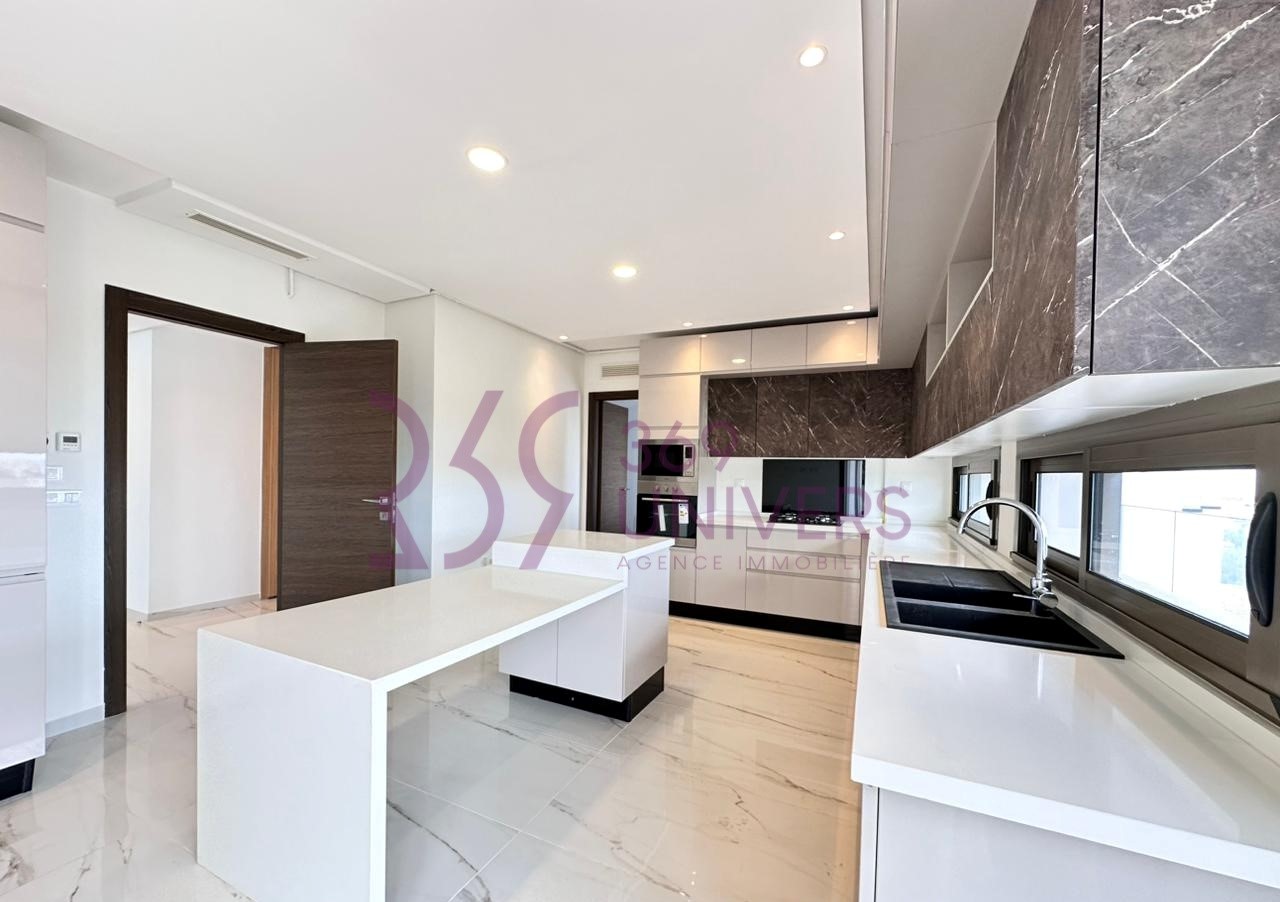 La Marsa Gammart Location Appart. 3 pices Penthouse avec vue sur mer  gammarth ref ra045