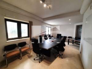 La Marsa&nbsp;Berge Du Lac&nbsp;Bureaux & Commerces&nbsp;Bureau&nbsp;Bureau en 5 espaces 115m lac 1