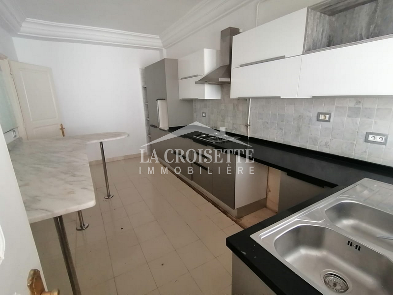 La Marsa Marsa Ennassim Location Duplex Triplex s5 avec jardin  la marsa mtrl0087