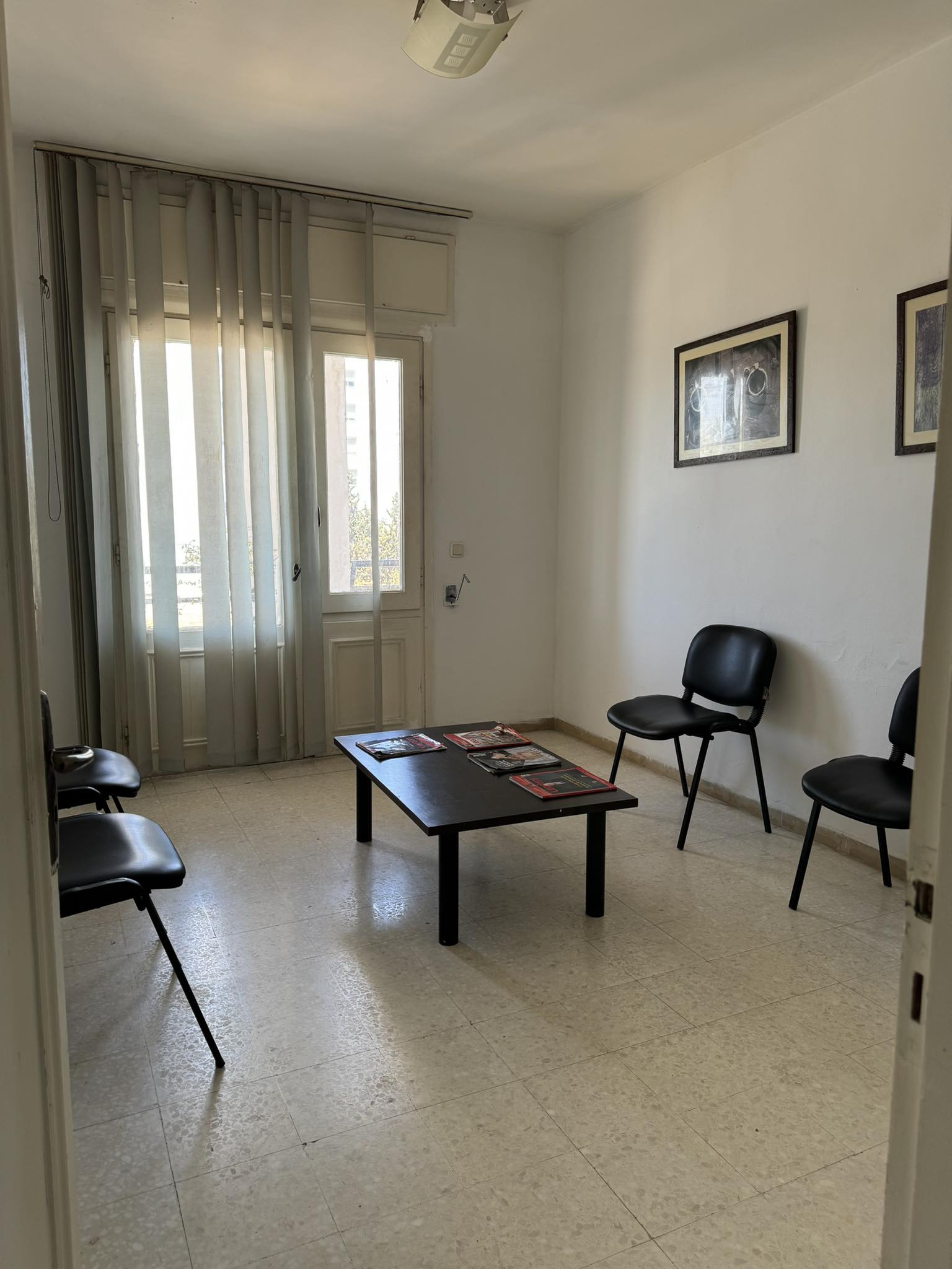 Cite El Khadra Cite El Khadra Bureaux & Commerces Bureau Coquette bureau 130m2  alain savary