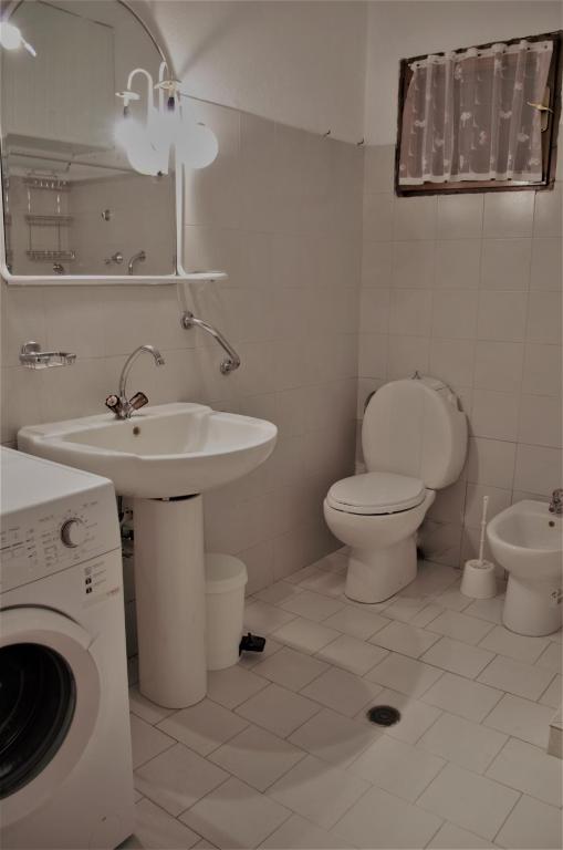 Ain Zaghouan Jardins de Carthage Location Appart. 2 pices S2  jardin de carthage