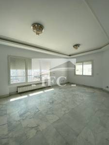 La Marsa Berge Du Lac Location Appart. 1 pice Bureau en 4 espaces  140 mlac 2