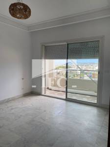 La Marsa Berge Du Lac Location Appart. 1 pice Bureau en 4 espaces  140 mlac 2