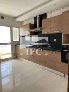 La Marsa Berge Du Lac Location Appart. 1 pice Bureau en 4 espaces  140 mlac 2
