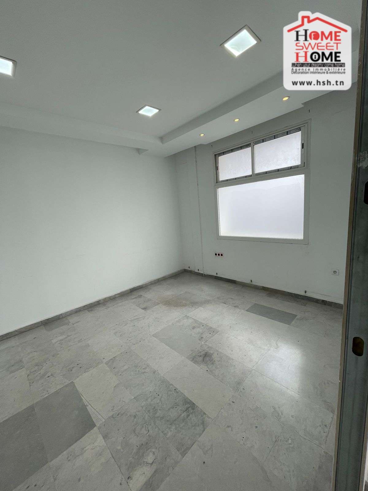 Ben Arous Ben Arous Bureaux & Commerces Bureau Bureau lamar  ben arous