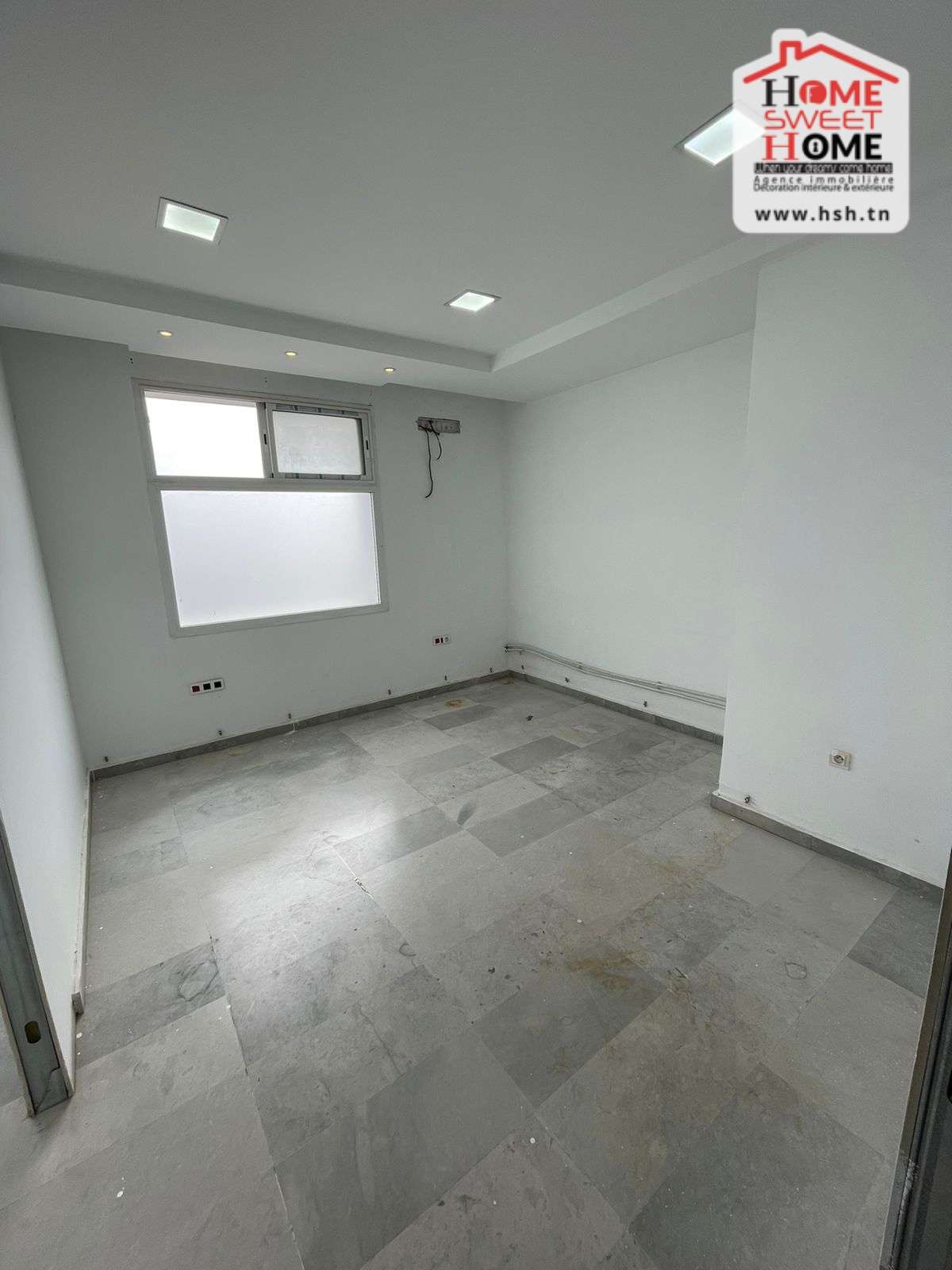 Ben Arous Ben Arous Bureaux & Commerces Bureau Bureau lamar  ben arous