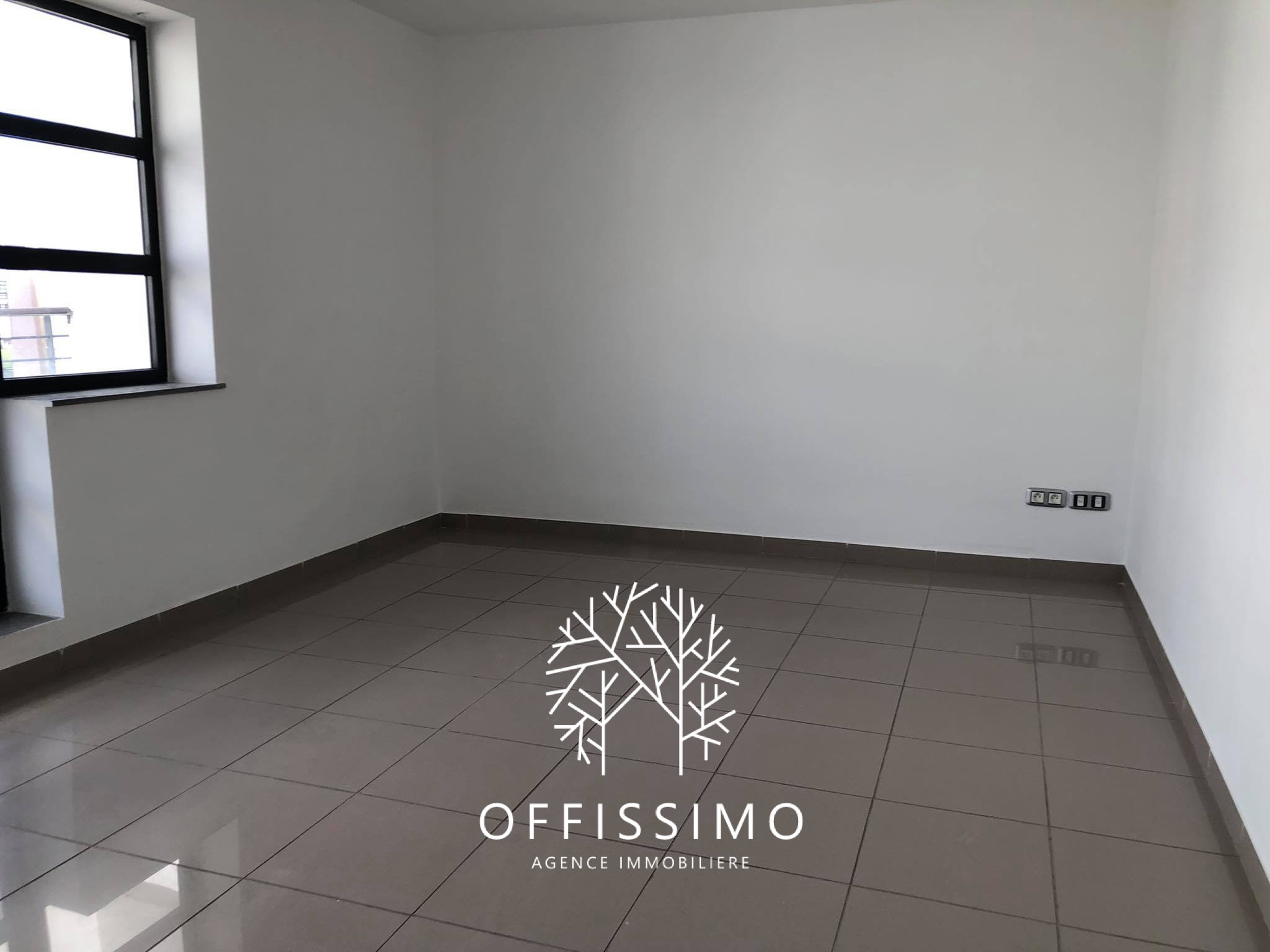 La Marsa&nbsp;Berge Du Lac&nbsp;Location&nbsp;Surfaces&nbsp;Bureau 2 pieces lac 2