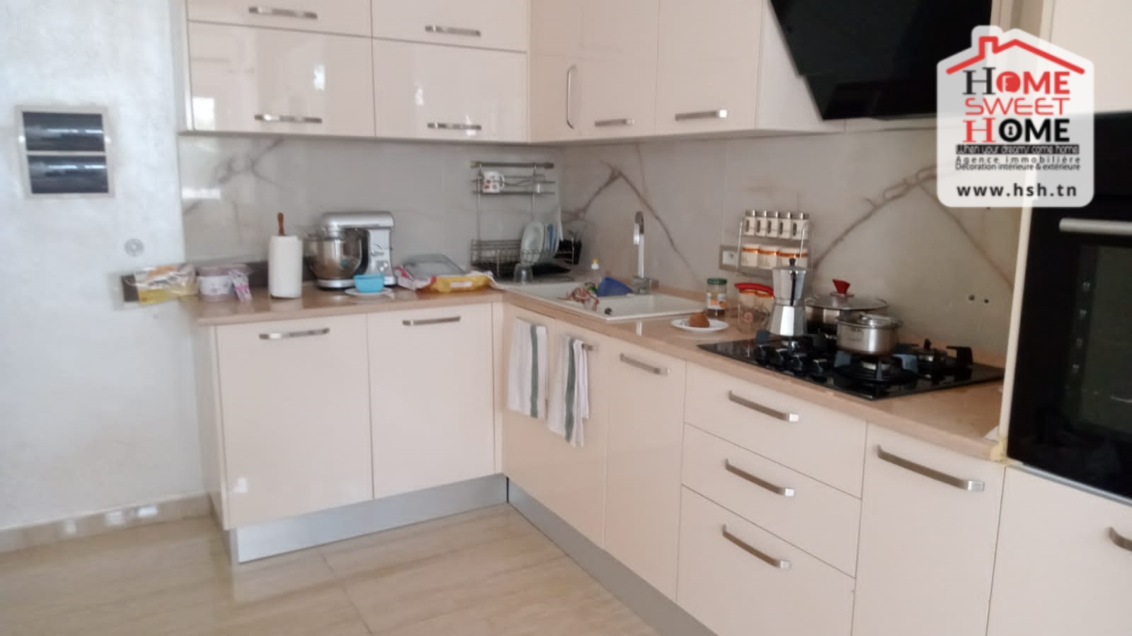 Ezzahra Ezzahra Vente Appart. 5 pices+ Immeuble divida  ezzahra