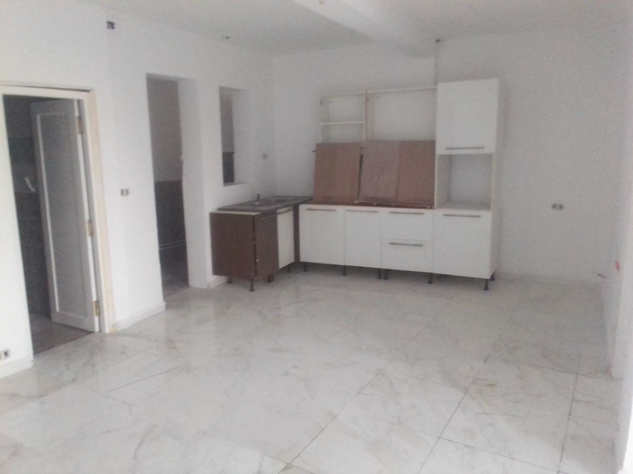 Ain Zaghouan Ain Zaghouan Location Appart. 3 pices Cartier calme et scuris