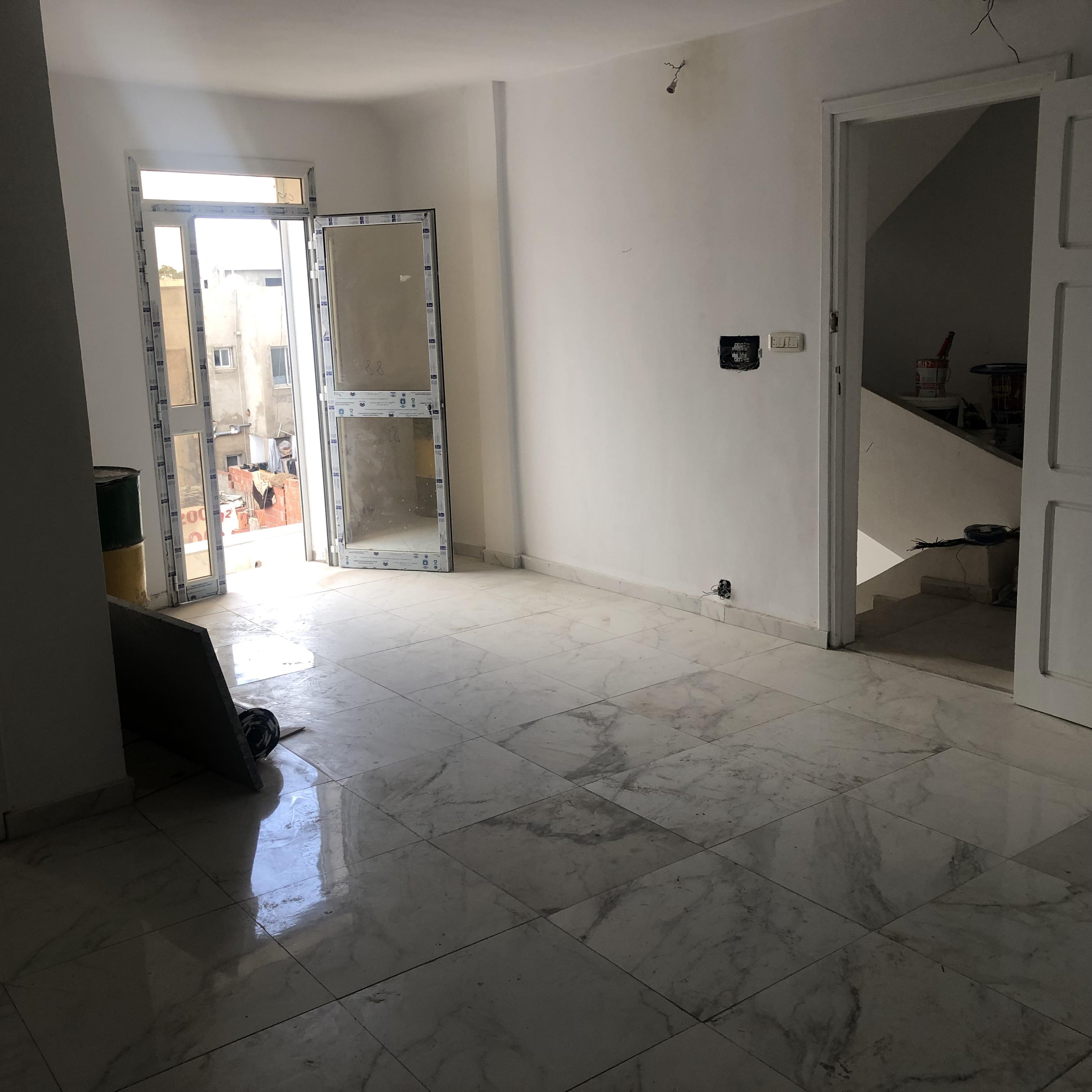 Ain Zaghouan Ain Zaghouan Location Appart. 3 pices Cartier calme et scuris