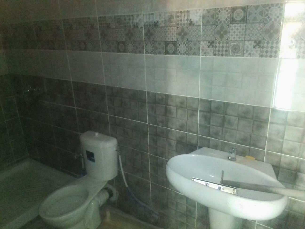 Ain Zaghouan Ain Zaghouan Location Appart. 3 pices Cartier calme et scuris
