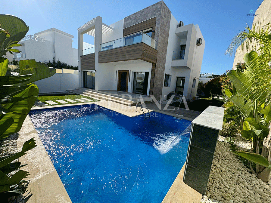 Hammamet Hammamet Vente Appart. 5 pices+ Villa cloure