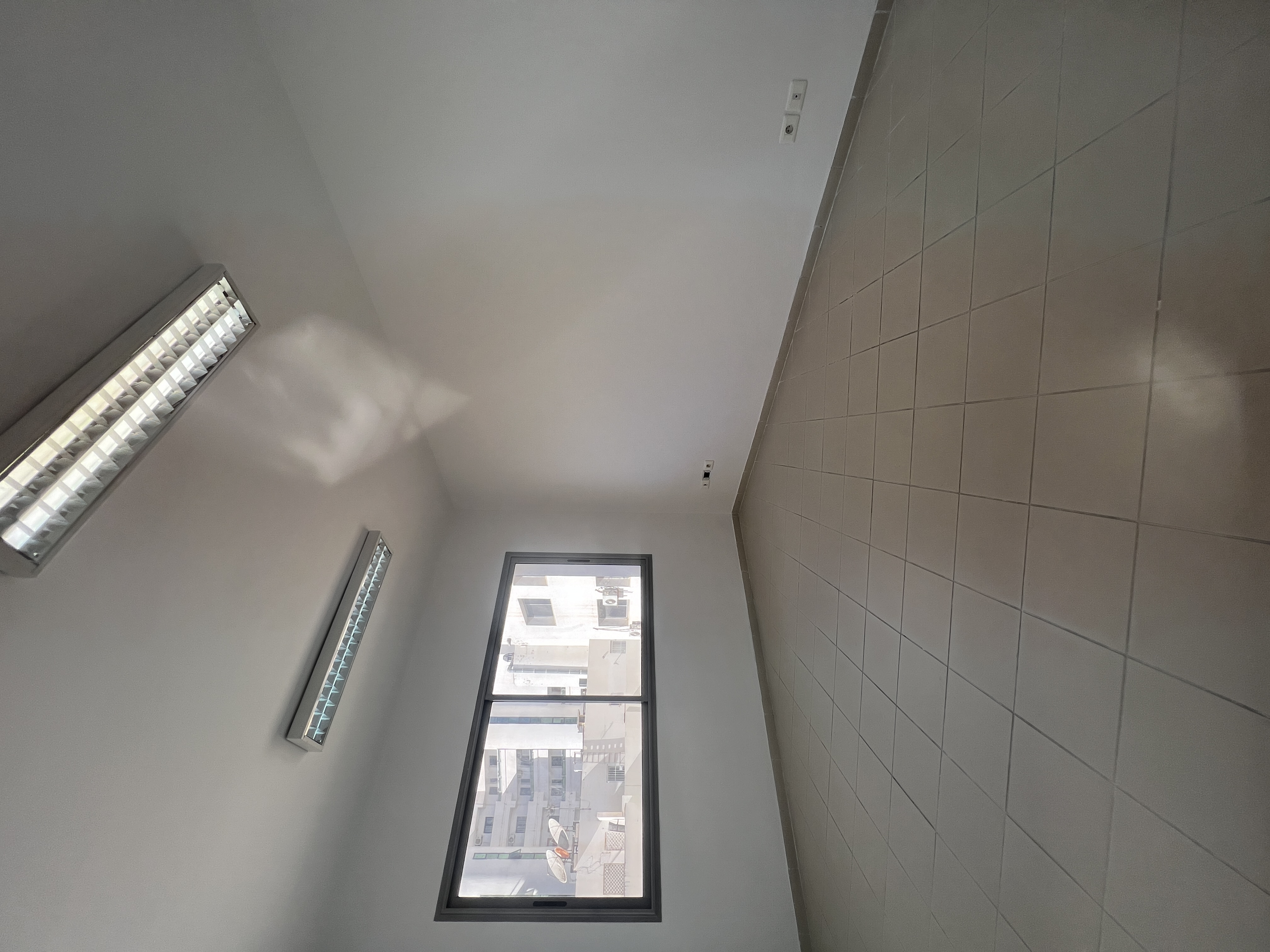 Bab Bhar Montplaisir Bureaux & Commerces Bureau Bureau h2 sur artre principale a monplaisir