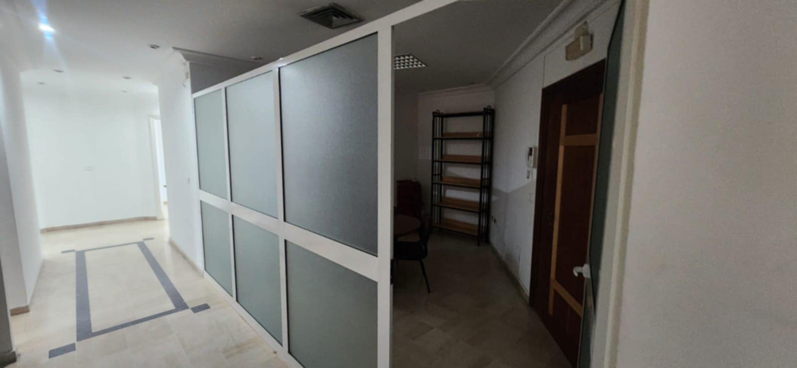 La Marsa Berge Du Lac Bureaux & Commerces Bureau Bureaux s3 luxe meuble et non meuble au lac 2
