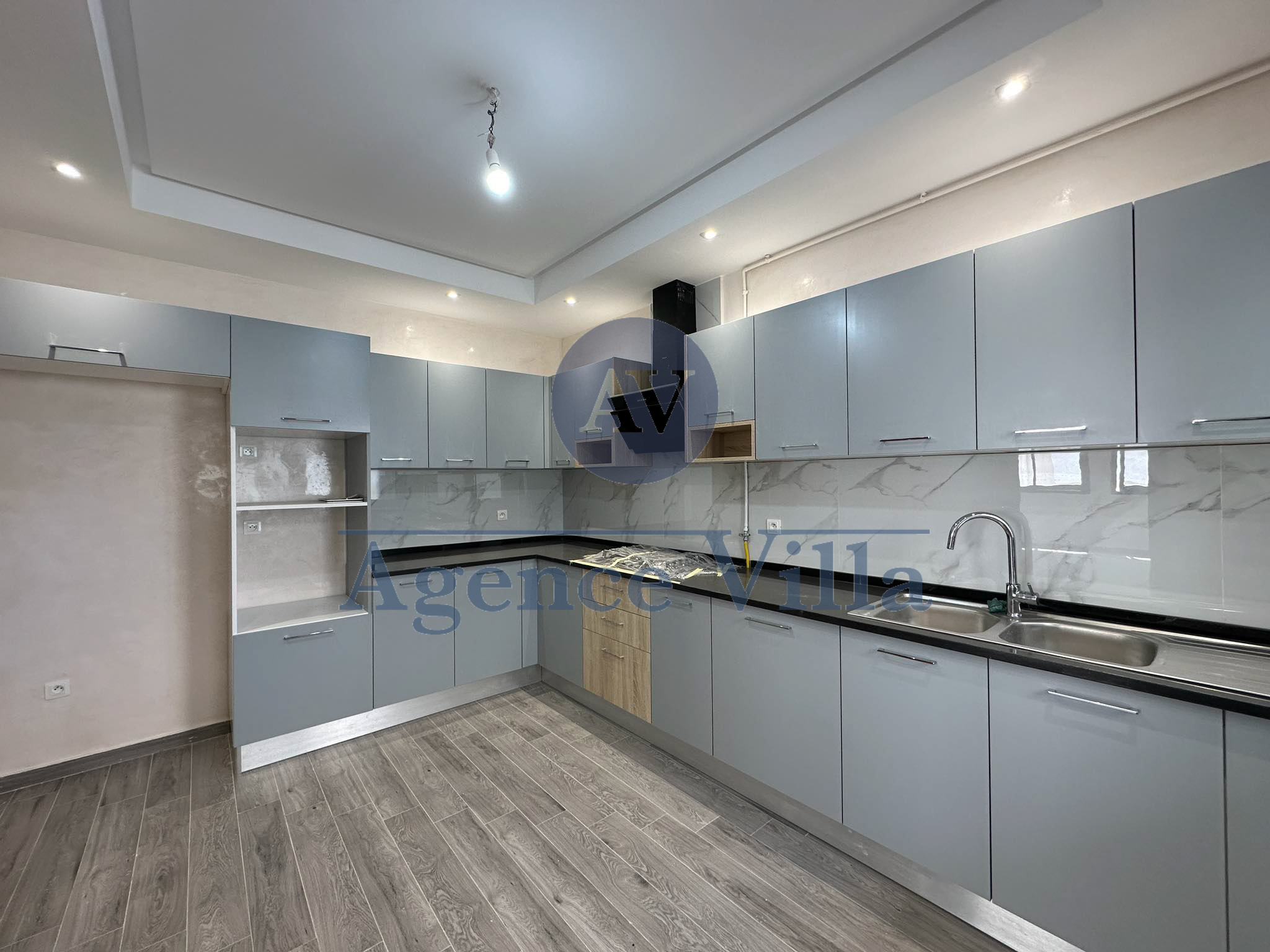 La Marsa Marsa Ennassim Location Maisons Etage de villa s2  la marsa avec terrasse